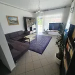 Semesterbostad Wolf Vendeghaz *